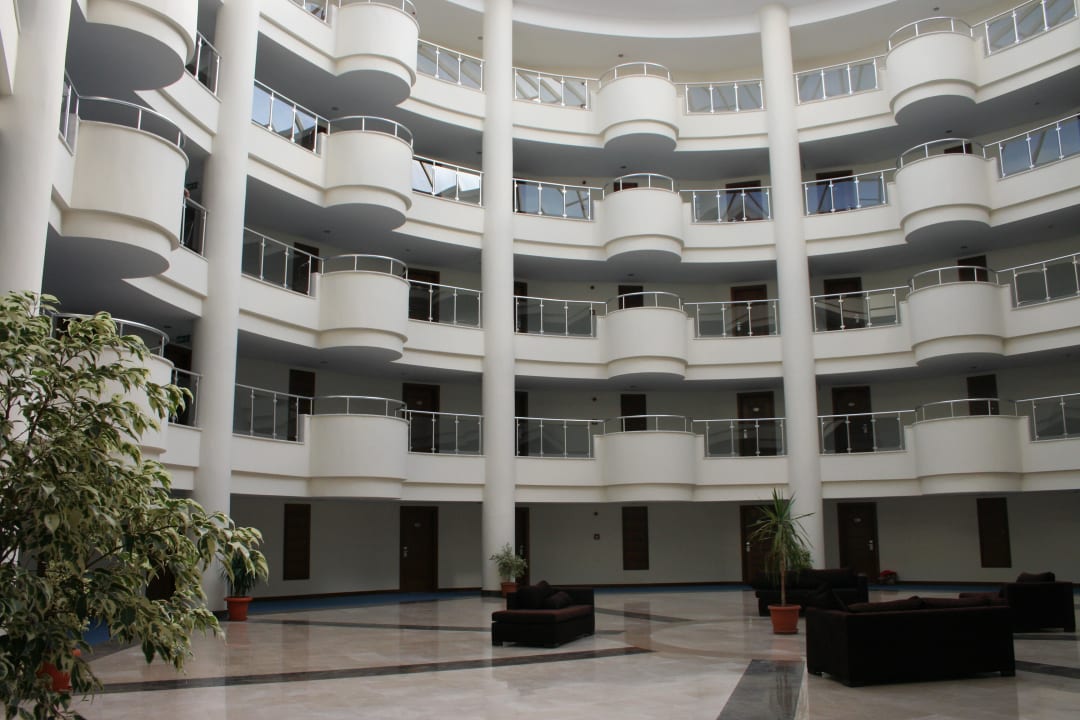 Einer der Innenbereiche Seaden Sea World Resort & Spa