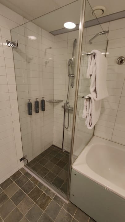 Zimmer Hilton Helsinki Airport