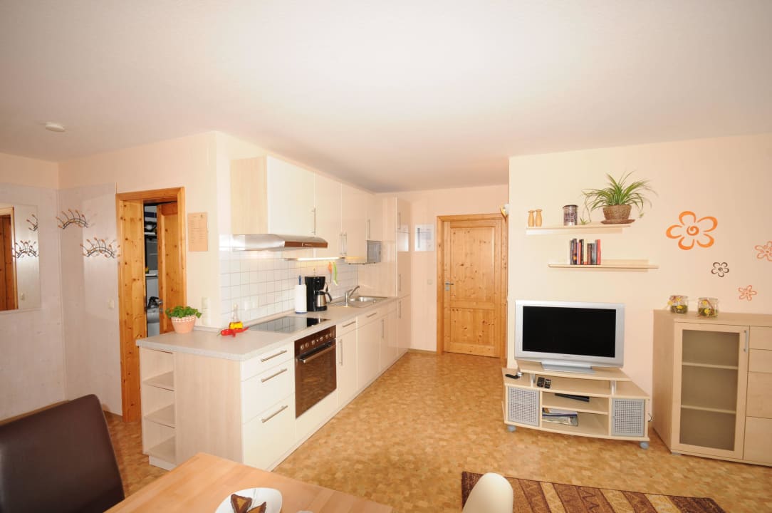 Küche in der Wohnung Abendsonne Ferienwohnungen Altmühlhof