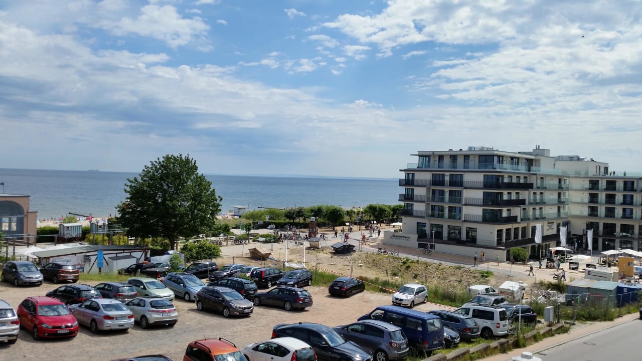 Parkplatz mit Baugrube Ferienwohnung Bansin Regina Maris