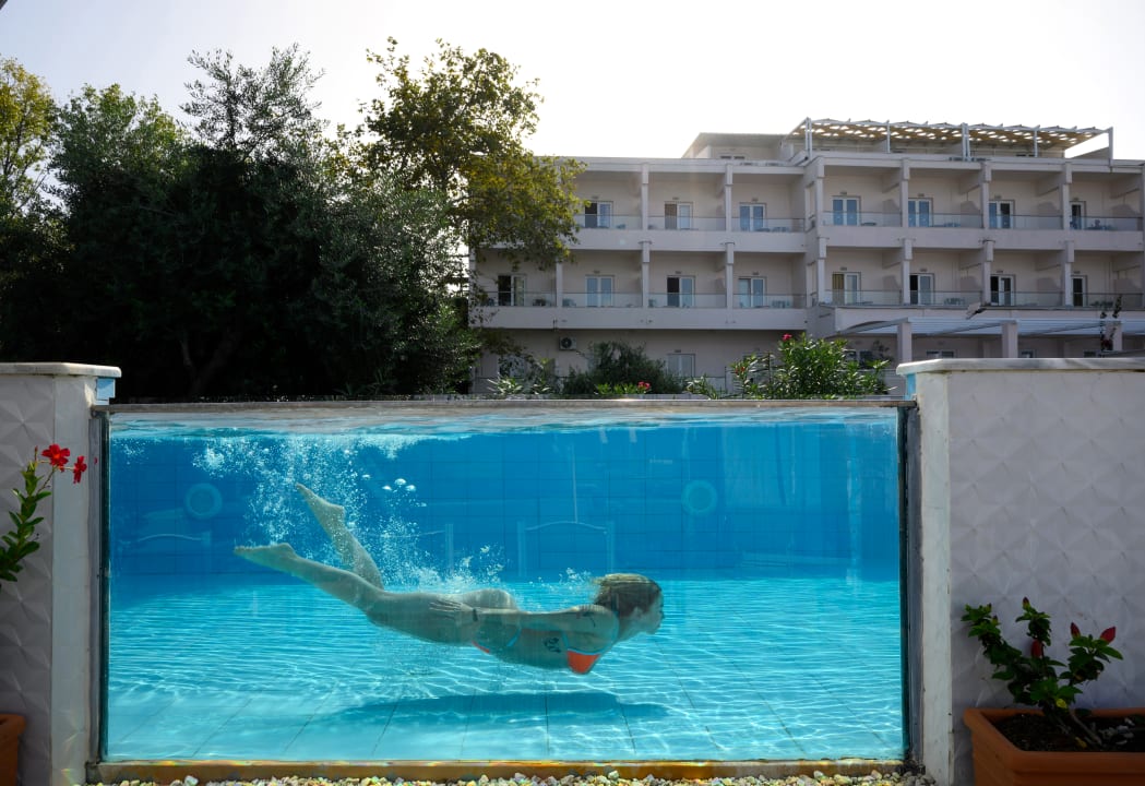 Pool Cavomarina Beach- Adults Only