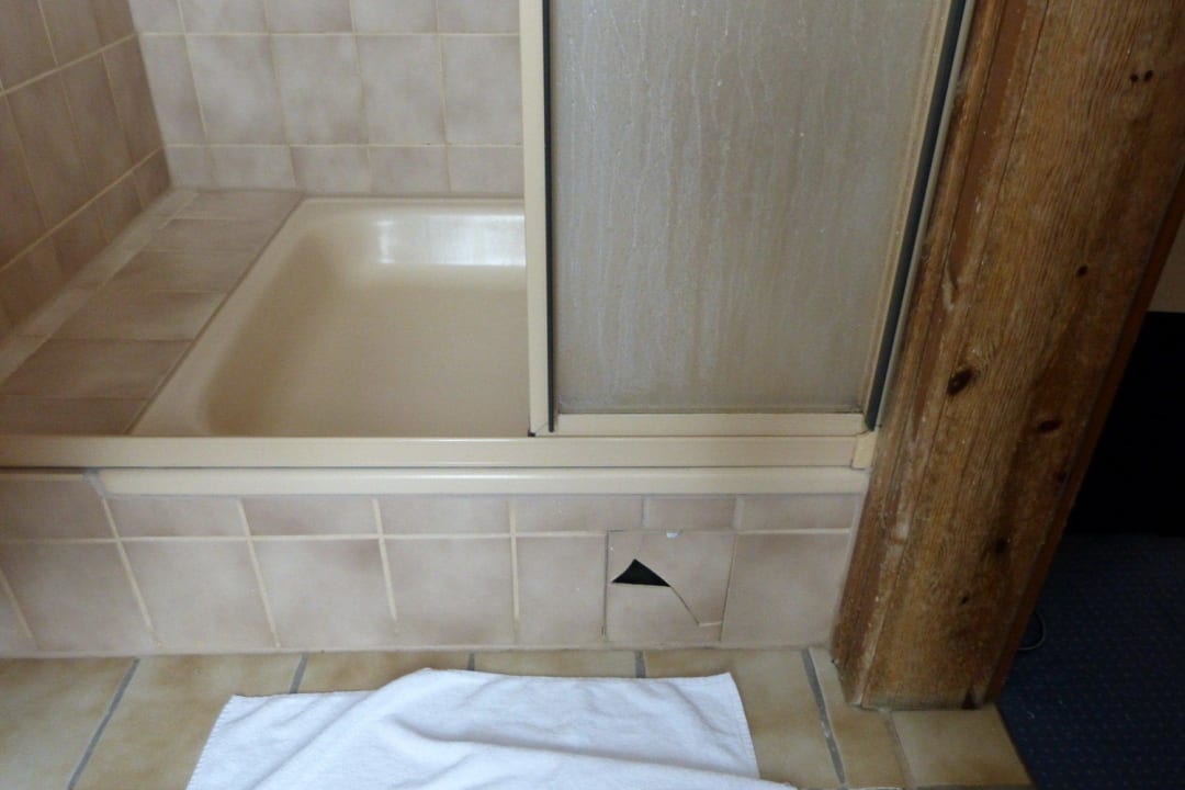 Bad - Qualifizierte Handwerker? Hotel Village