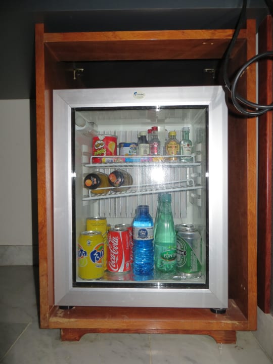 Minibar Hotel Onix Fira