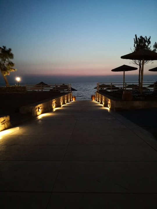 Strand Hotel Portes Beach