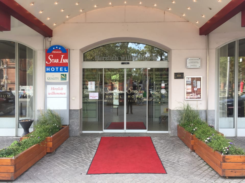 Außenansicht PLAZA Premium Columbus Bremen