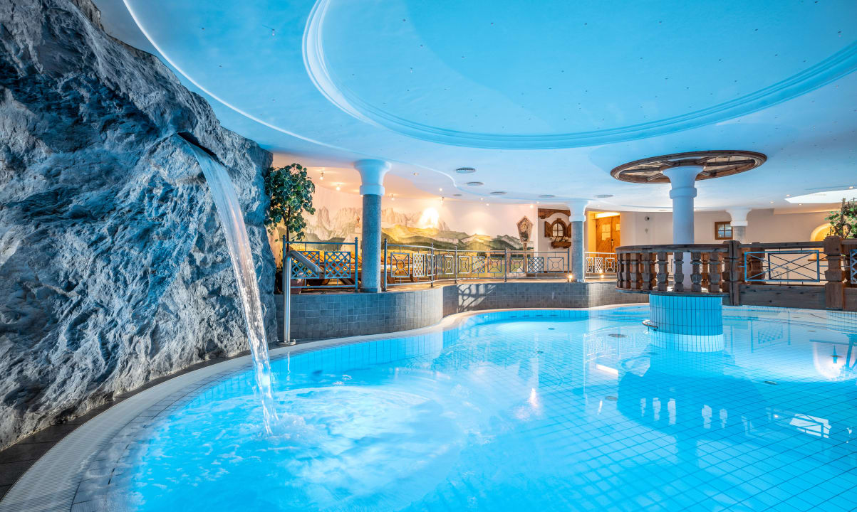 Pool Wellnessresort Seiwald
