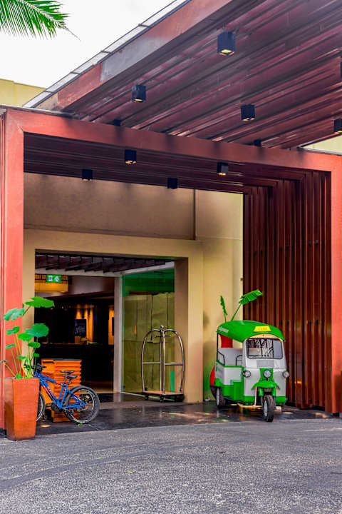 Außenansicht Holiday Inn Resort Phuket Surin Beach by IHG