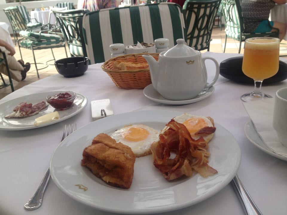 Frühstück auf der schönen Terrasse Hotel Riu Palace Maspalomas Adults Only