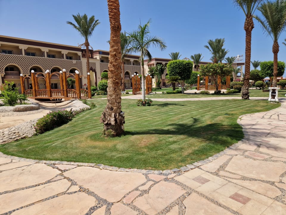 Gartenanlage SUNRISE Garden Beach Resort