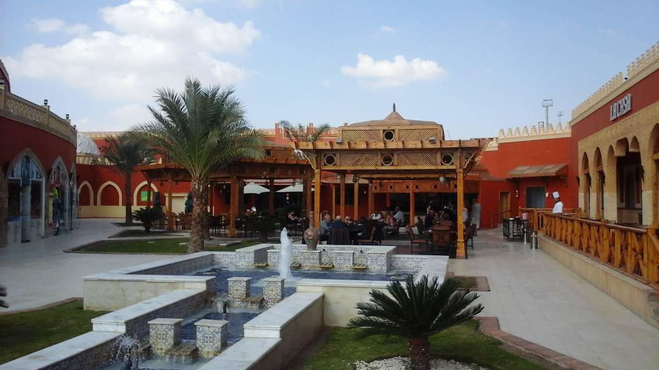 Innenhof Pickalbatros Alf Leila Wa Leila Resort - Neverland Hurghada