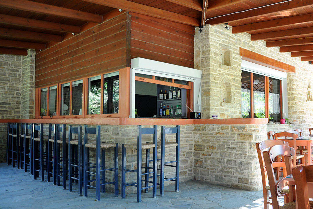 Bar von außen Hotel Neos Matala