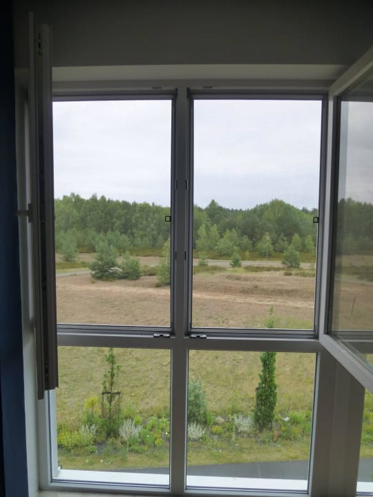 Fenster mit Fliegengitter, top! Tropical Islands Resort