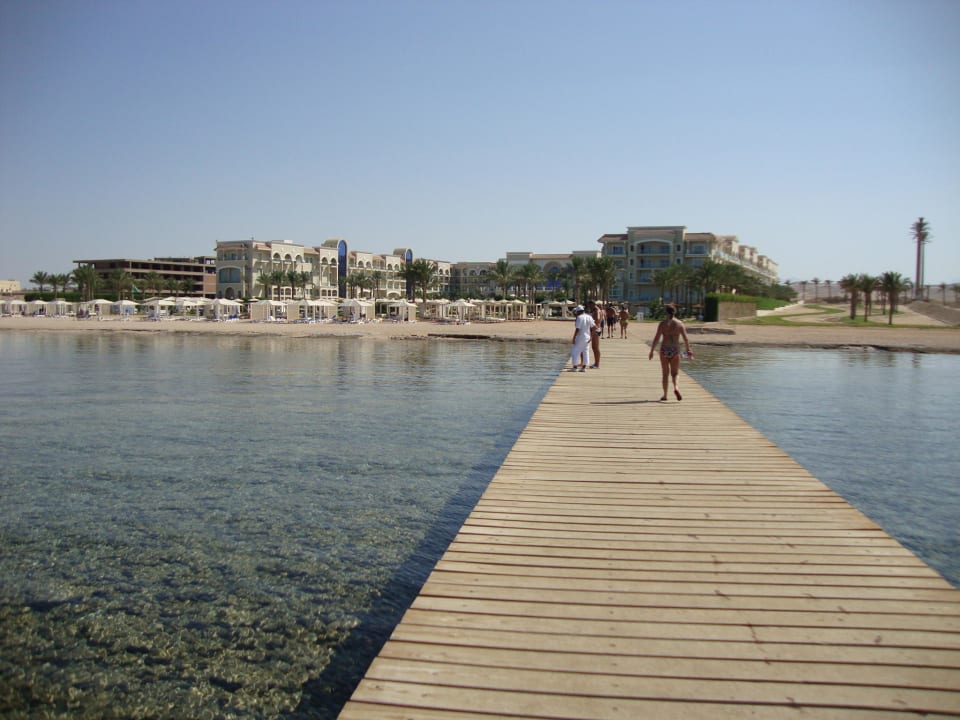 Steg über die Korallen Premier Le Reve Hotel & Spa