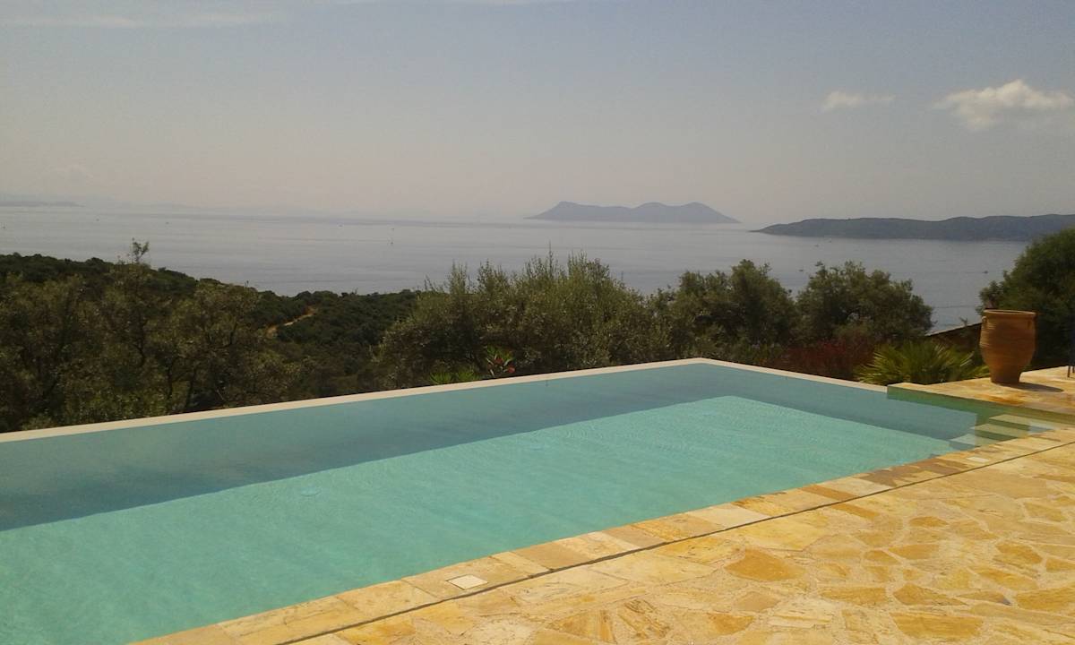 Pool Villa Atokos