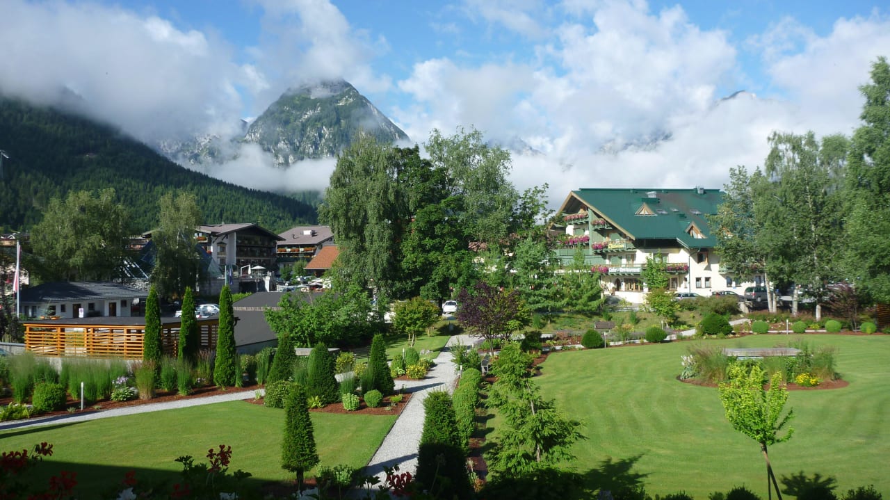 Zimmer mit Gartenblick aja Fürstenhaus am Achensee