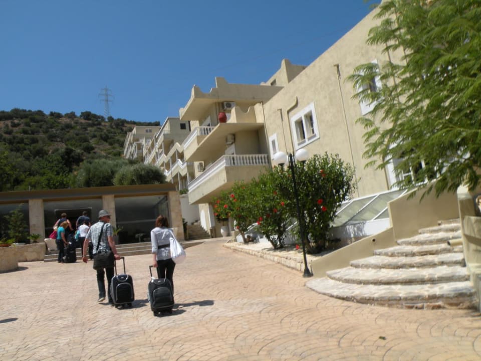 Na wprost recepcja Hotel Heliotrope