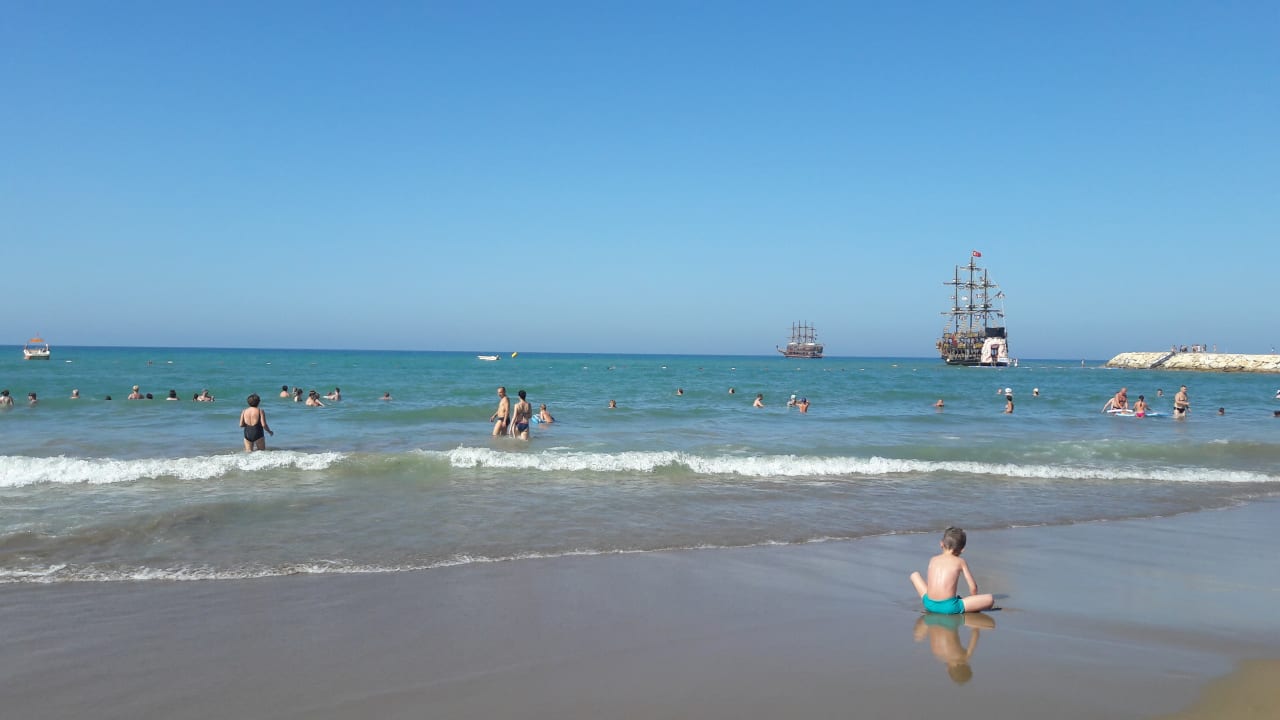 Strand Royal Taj Mahal Hotel