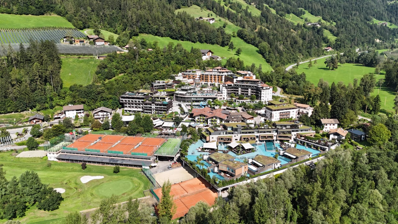 Außenansicht Quellenhof Luxury Resort Passeier