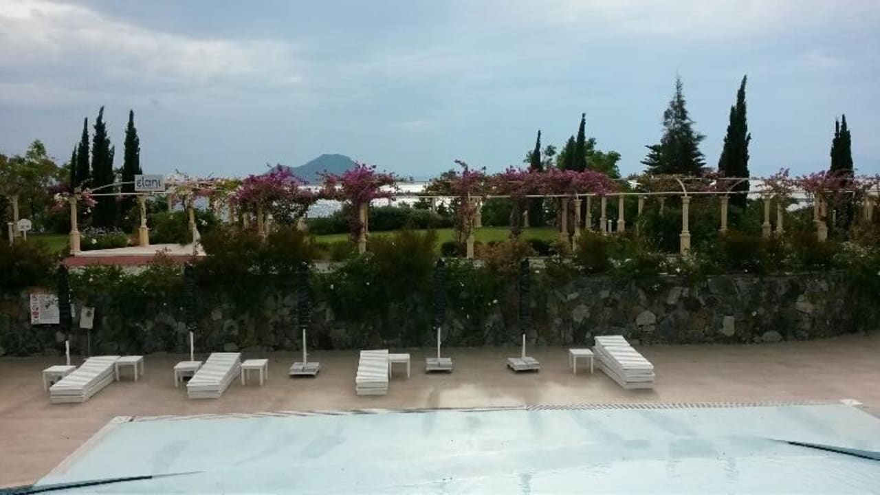 Der Rest der Liegen  Sianji Well-Being Resort