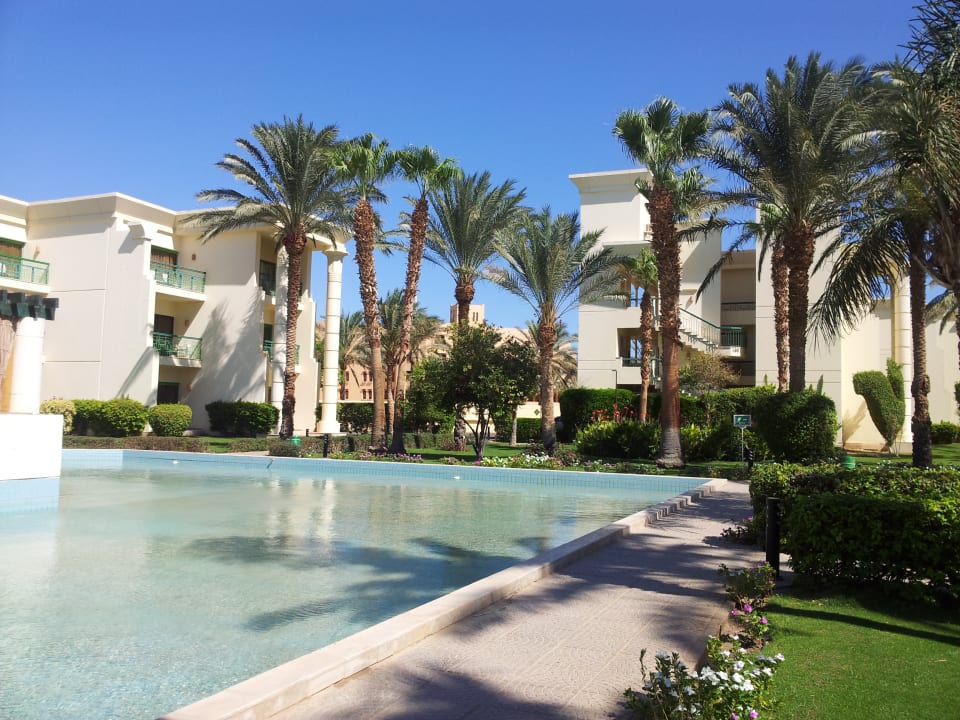 Pool Swiss Inn Resort Hurghada