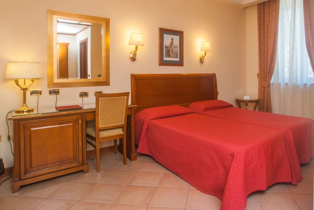Zimmer Hotel Le Cheminée Business Napoli