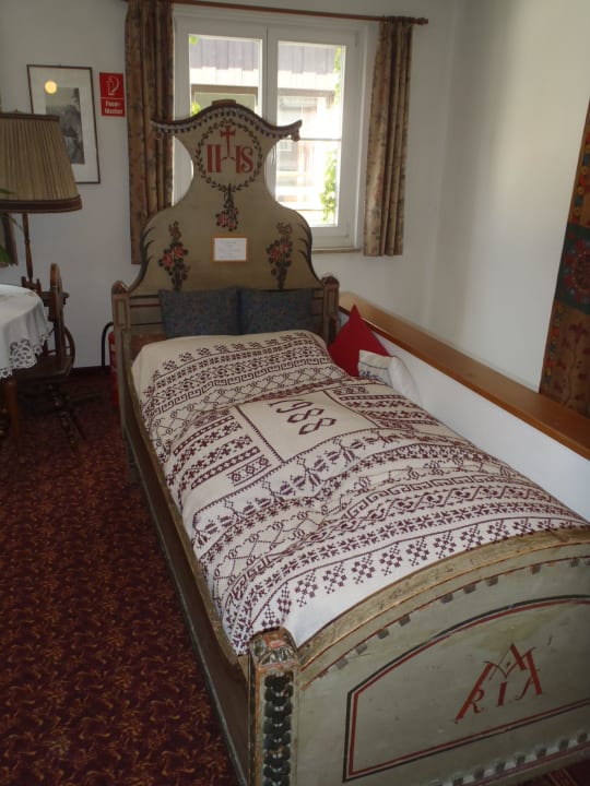 Bett am Gang Romantik Hotel Im Weissen Rössl