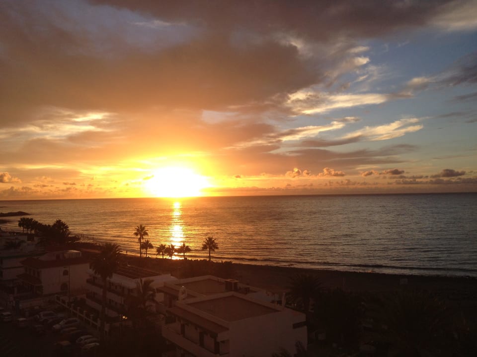 Sonnenaufgang morgens um 8:OO Uhr Hotel Europalace