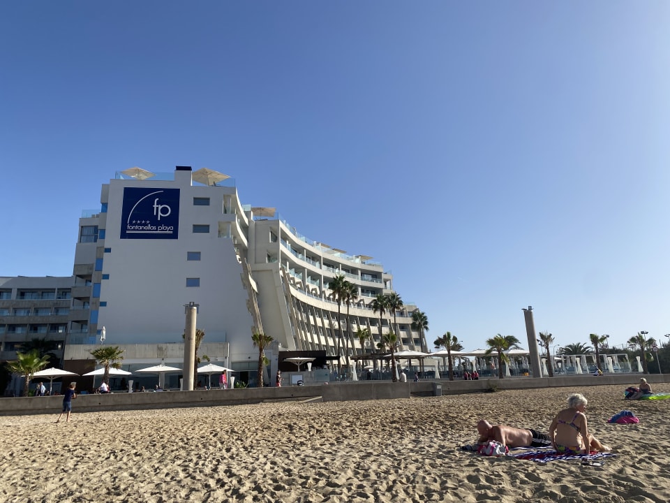 Außenansicht Aparthotel Fontanellas Playa