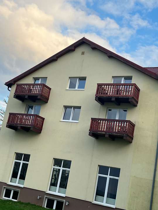 Außenansicht Klinika Młodości Medical SPA