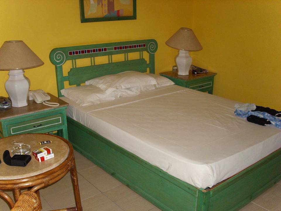 Bett im Bungalow Giftun Azur Resort