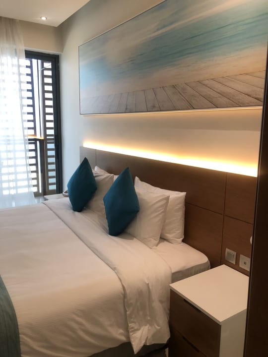Zimmer Wyndham Garden Ajman Corniche