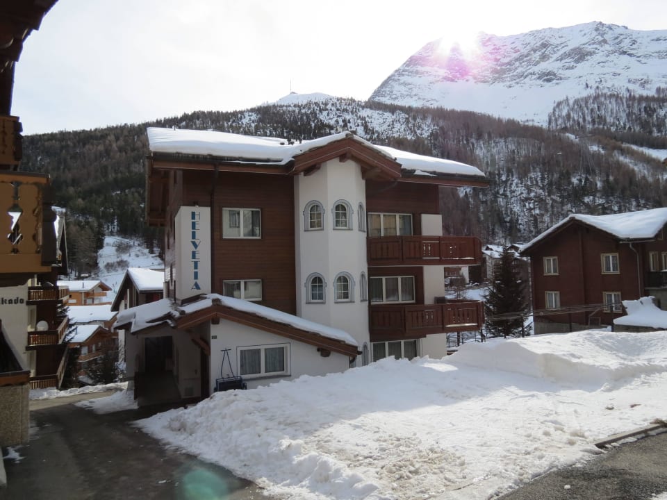 20m bis zur Hauptstrasse Helvetia Apartments