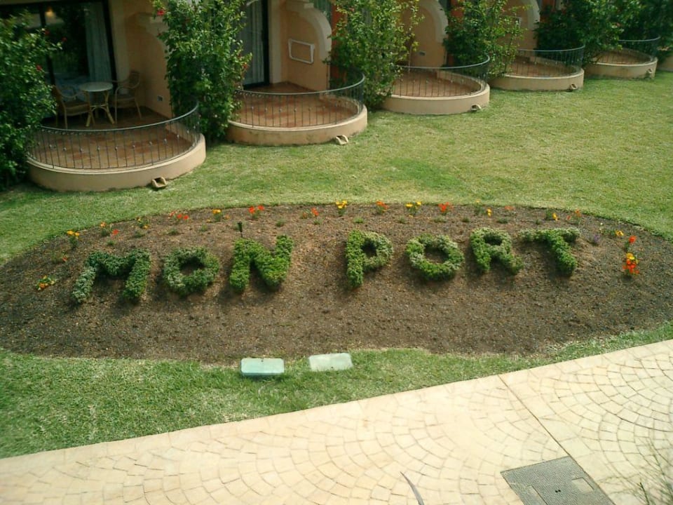 liebevoll gestalteter Garten Mon Port Hotel & Spa