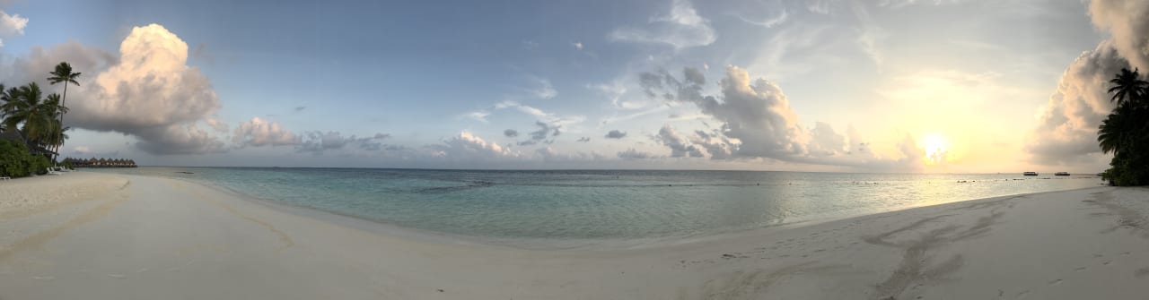 Strand Angaga Island Resort