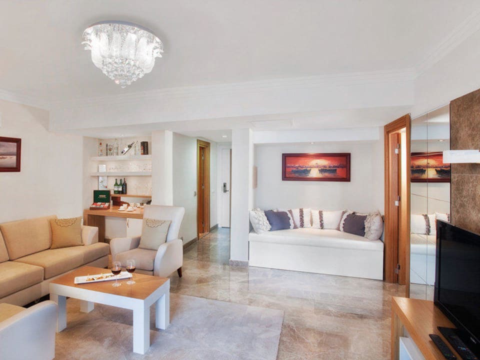 Terrasse Suite Rooms Dobedan World Palace Kemer