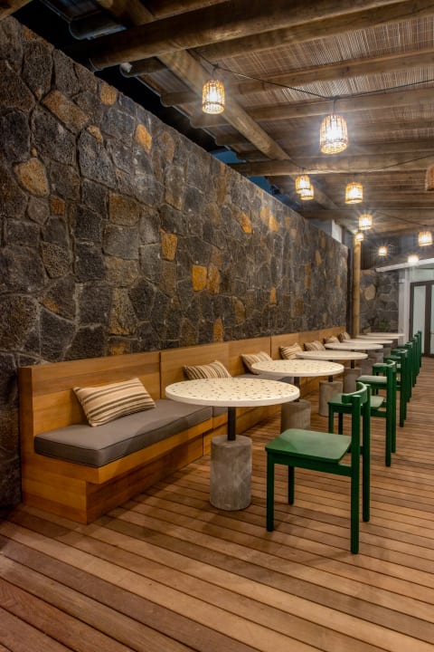 Gastro Sunrise Attitude - Adults Only