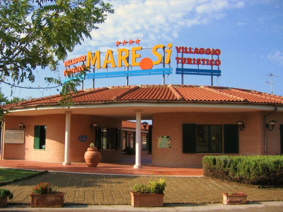 Eingangsbereich der Ferienanlage Villaggio Turistico Mare Si
