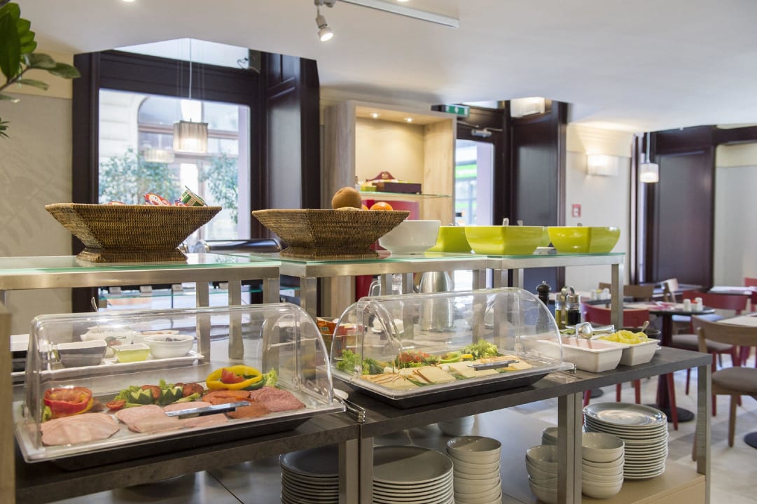 Restaurant Three Corners Hotel Art