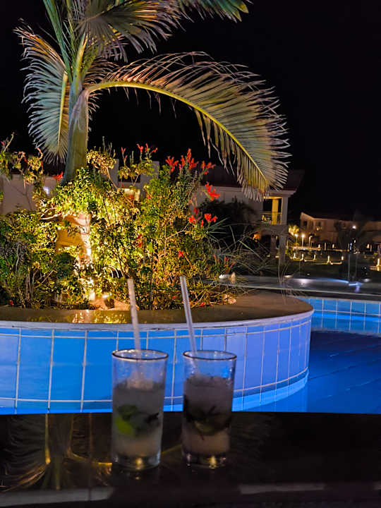 Außenansicht Pickalbatros Sea World Resort - Marsa Alam