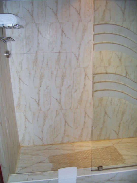 Dusche Hotel Titanic Palace