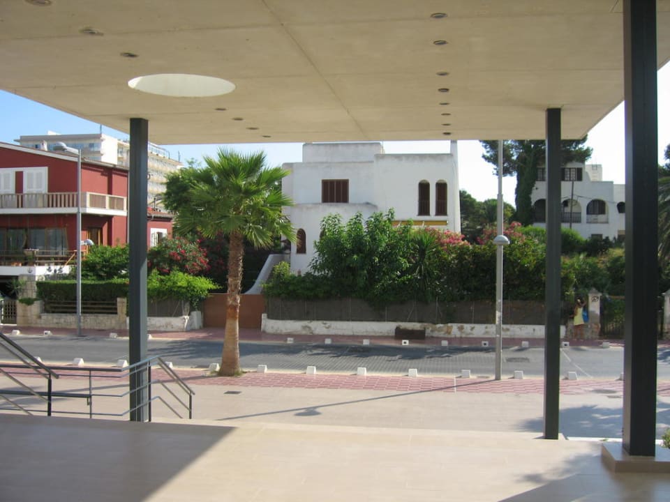 Haupteingang Iberostar Waves Bahia de Palma