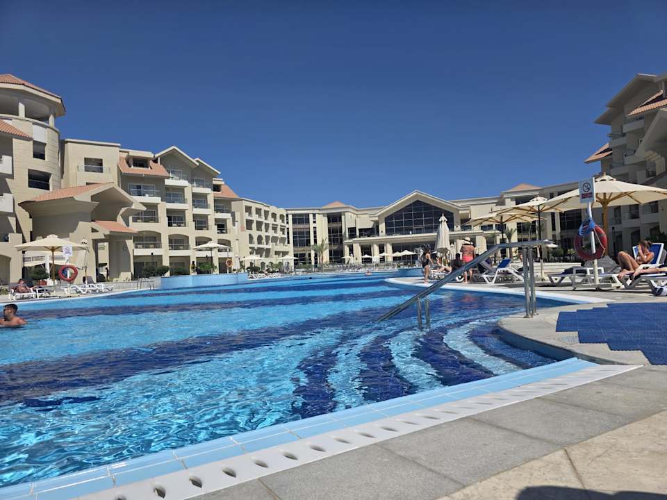 Pool Serenity Sky Arc Sahl Hasheesh