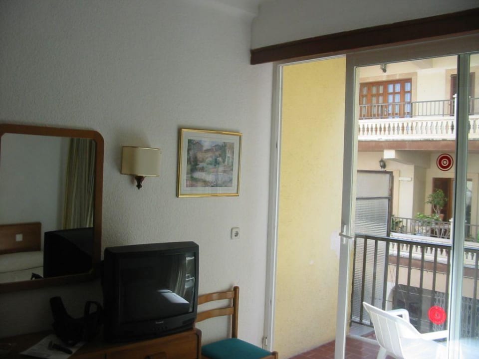 Zimmer und Balkon? BQ Aguamarina Boutique Hotel