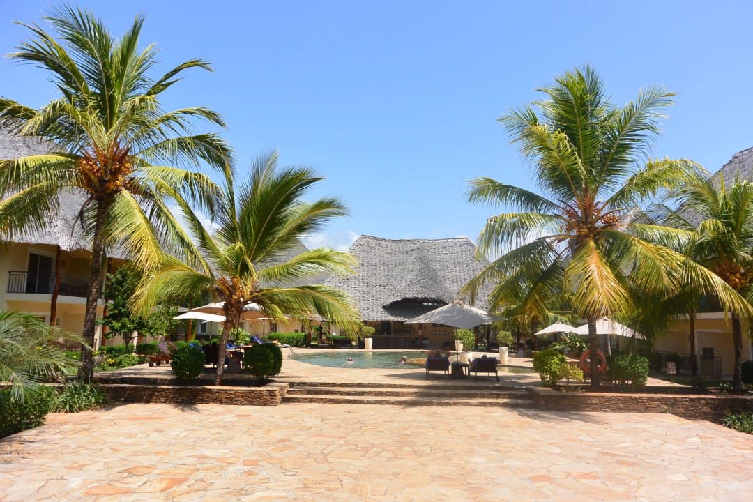 Pool  TUI Blue Bahari Zanzibar