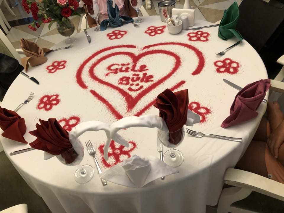 Gastro Well Palace Side