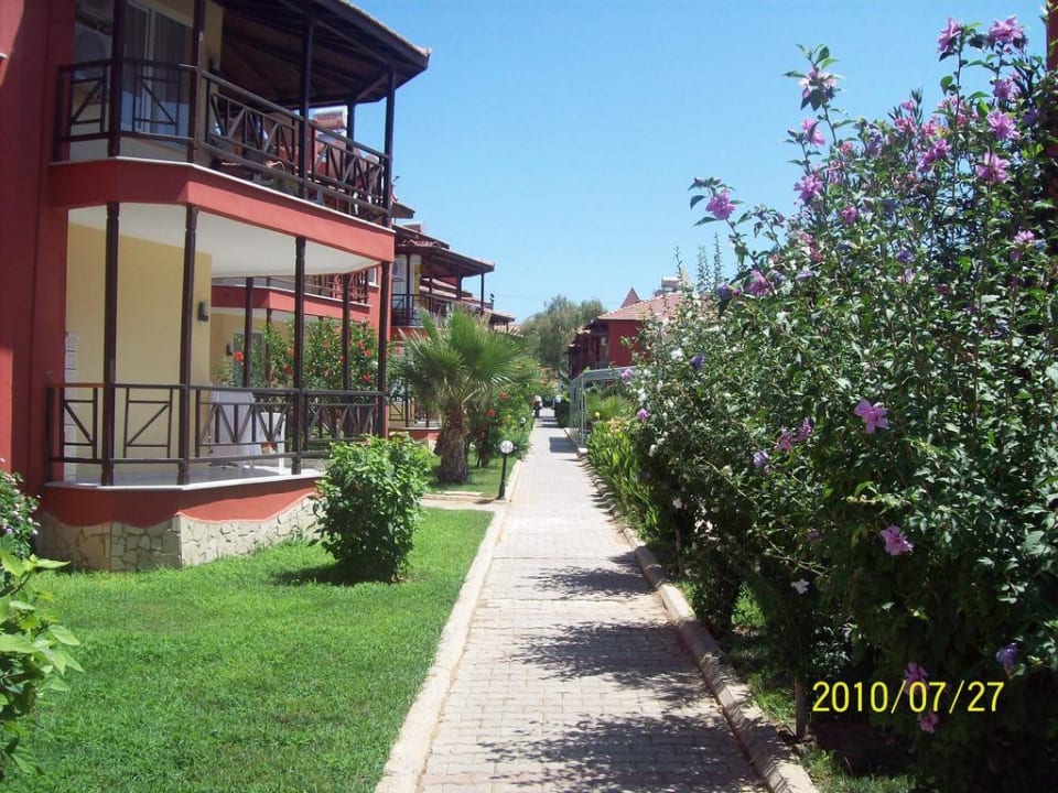 Garten der Annexanlage Hotel Turan Prince