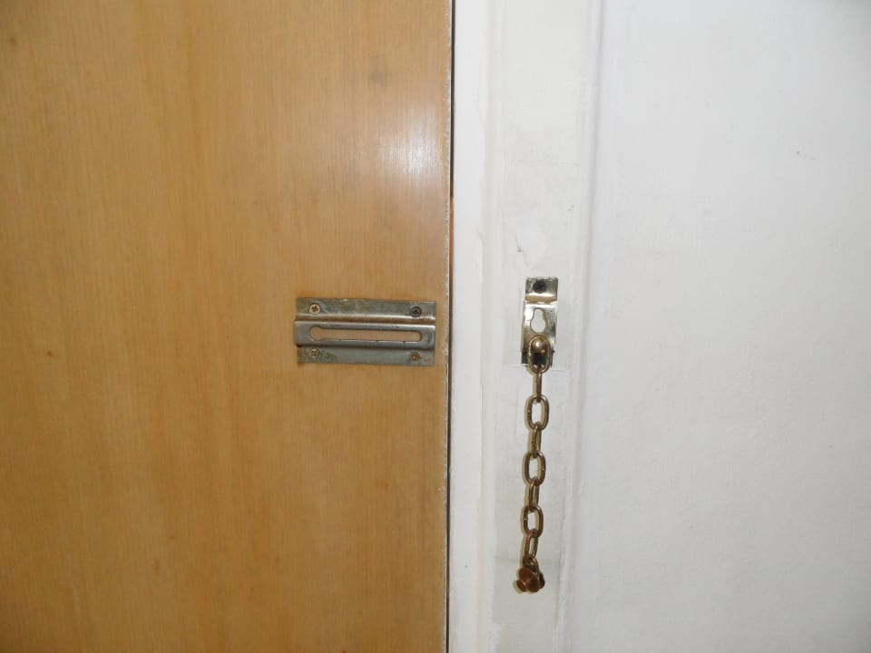 Zur Sicherheit. Abschließen ging ja nicht Pharaoh Azur Resort