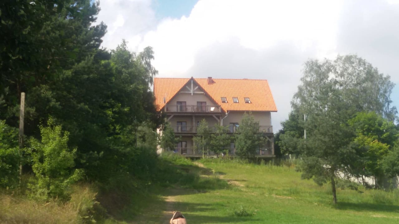 Widok z pomostu Pension Hosteria na Mazurach