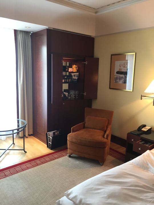 Minibar Hotel Adlon Kempinski Berlin