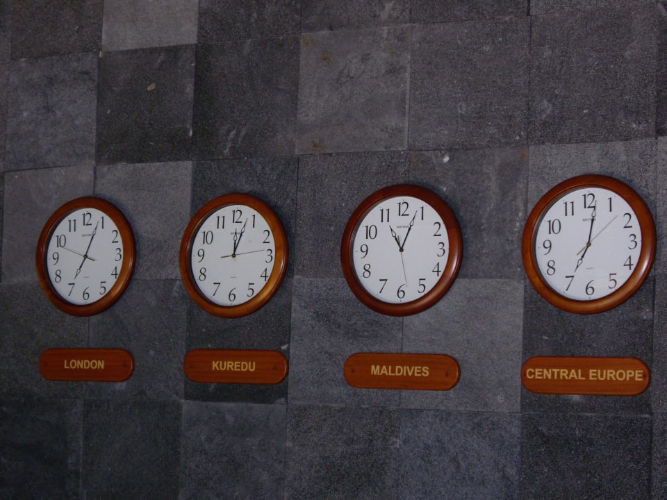 Lobby Kuredu Island Resort & Spa